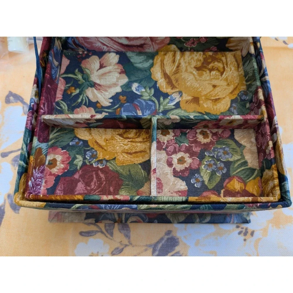 Vintage 1995 Tapestry Floral Jewelry Box Shabby Chic Style AS IS Cracked Mirror